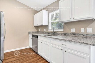 327 Blue Bayou Dr in Kissimmee, FL - Building Photo - Building Photo