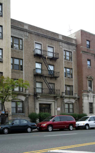 St. Francis Apartments in Brooklyn, NY - Foto de edificio