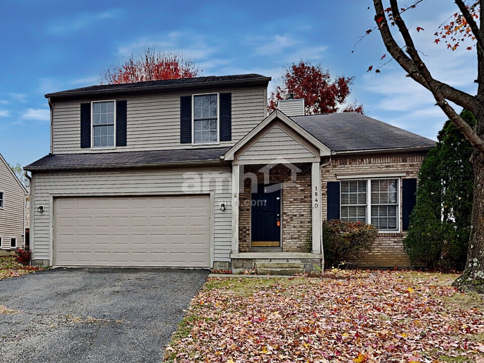 1840 Pine Grove Pl in Lancaster, OH - Building Photo