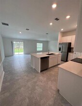 2592 Skyline Lp in Kissimmee, FL - Building Photo - Building Photo