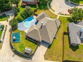 7317 Gemini Dr in Plano, TX - Building Photo