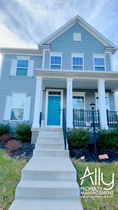 3272 Village Park Ave in Keswick, VA - Building Photo