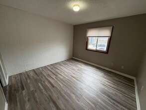 616 S 6th St in Mattoon, IL - Building Photo - Building Photo