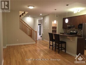 298 Mojave Crescent in Ottawa, ON - Building Photo - Building Photo