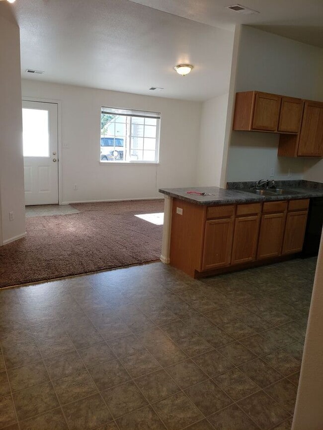 1733 Christopher Way in Grand Junction, CO - Building Photo - Building Photo