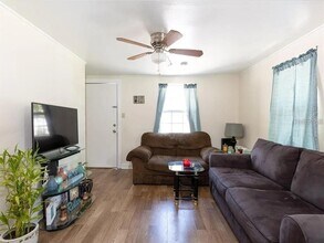 205 Fern Dr in Leesburg, FL - Building Photo - Building Photo