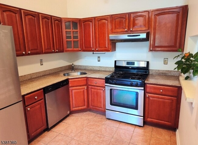816 Breckenridge Dr in Branchburg, NJ - Building Photo - Building Photo