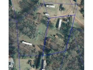 7495 Burke County Line Rd in Hickory, NC - Building Photo