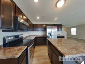 818 Westpointe Dr in Shelbyville, IN - Building Photo - Building Photo