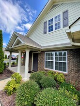 57 NW Moore Farm Cir in Huntsville, AL - Building Photo - Building Photo