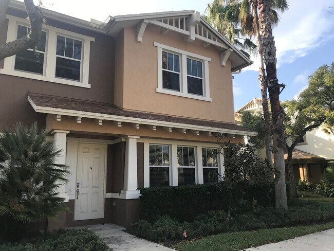 650 Pacific Grove Dr in West Palm Beach, FL - Building Photo - Building Photo