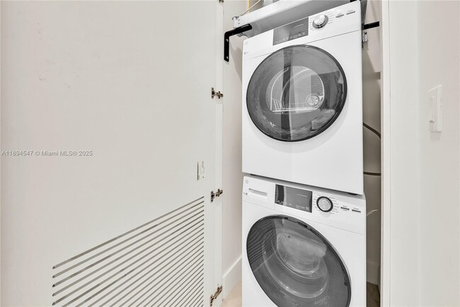530 SW 11th Ave in Miami, FL - Building Photo - Building Photo