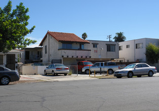 4131 Van Dyke Ave in San Diego, CA - Building Photo - Building Photo