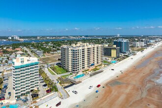 Ocean Vistas in Daytona Beach Shores, FL - Building Photo - Building Photo