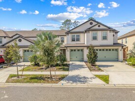 11399 Cay Spruce Wy in San Antonio, FL - Building Photo