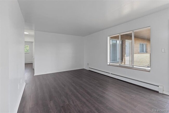 11611 Morang Ave in Detroit, MI - Building Photo - Building Photo