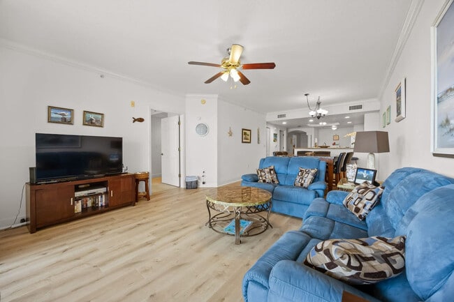 817 Mystic Dr in Cape Canaveral, FL - Building Photo - Building Photo