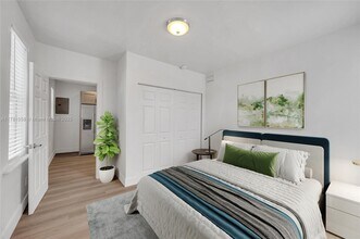 893 NE 81st St in Miami, FL - Building Photo - Building Photo