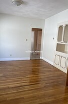 40 George St in Medford, MA - Building Photo