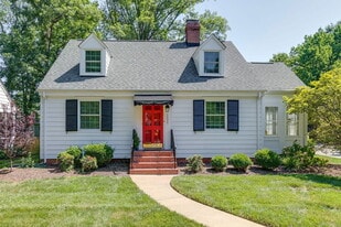 5000 Bromley Ln in Richmond, VA - Building Photo