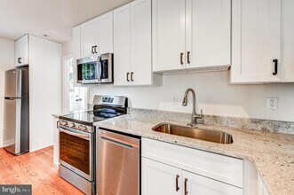 804 Oella Ave in Ellicott City, MD - Building Photo - Building Photo