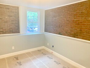 176 Kelton St in Boston, MA - Foto de edificio - Building Photo