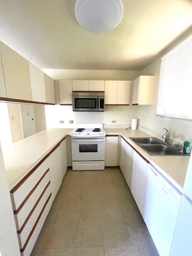 property at 46-051-51 Konohiki St