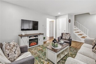 30 Wellington St in Stratford, CT - Building Photo - Building Photo