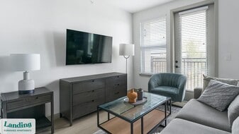 91 Jensen Dr in Houston, TX - Building Photo