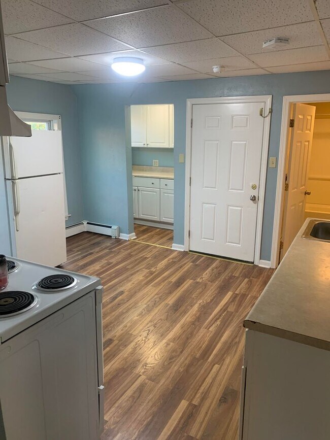 6 S Harlem St in Worcester, MA - Building Photo - Building Photo