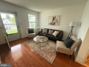 1202 Rosegate Ct in Rosedale, MD - Building Photo - Building Photo