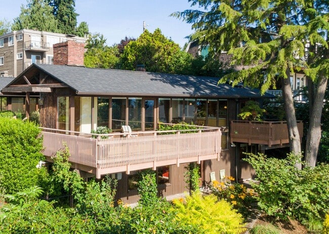 property at 1415 38th Ave
