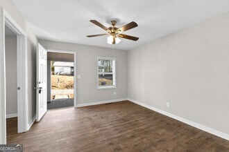 7 Smith St in Newnan, GA - Building Photo - Building Photo