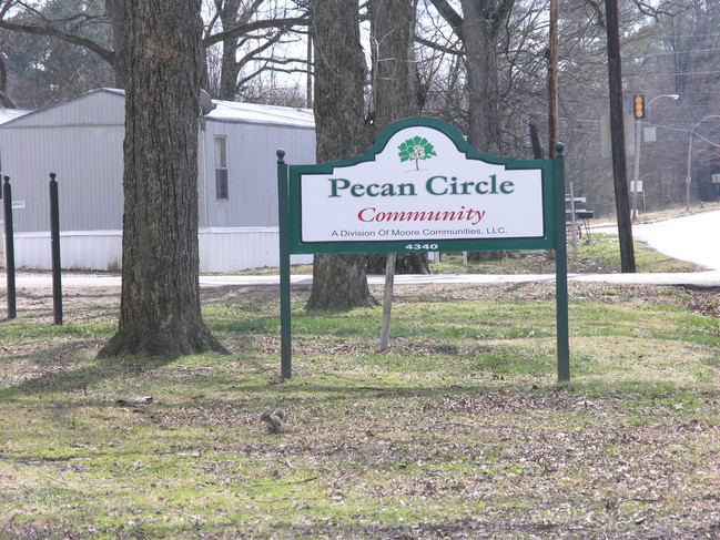 Pecan Circle Mobile Home Community in Memphis, TN - Building Photo - Building Photo