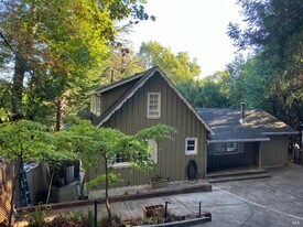 190 Forrest Ave in Fairfax, CA - Building Photo