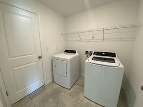 17121 Parma Ct in North Fort Myers, FL - Building Photo - Building Photo