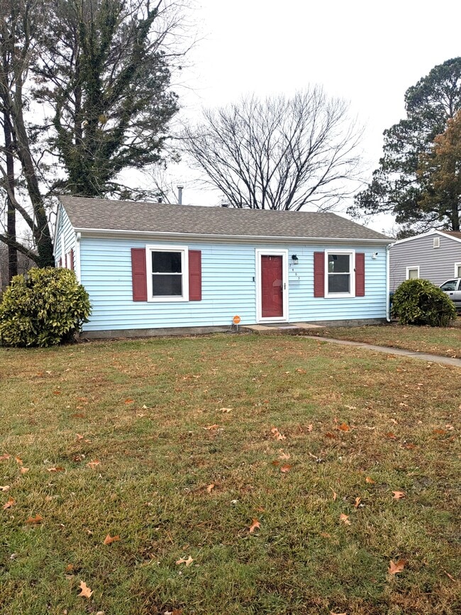 7405 Wickham Ave in Newport News, VA - Building Photo - Building Photo