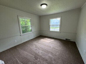 4532 Weisser Park Ave in Fort Wayne, IN - Building Photo - Building Photo