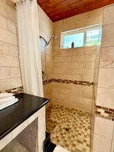 22972 Avenue San Luis, Unit 22972 in Woodland Hills, CA - Building Photo - Building Photo