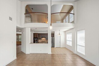 3415 Highline Tr in San Antonio, TX - Building Photo - Building Photo