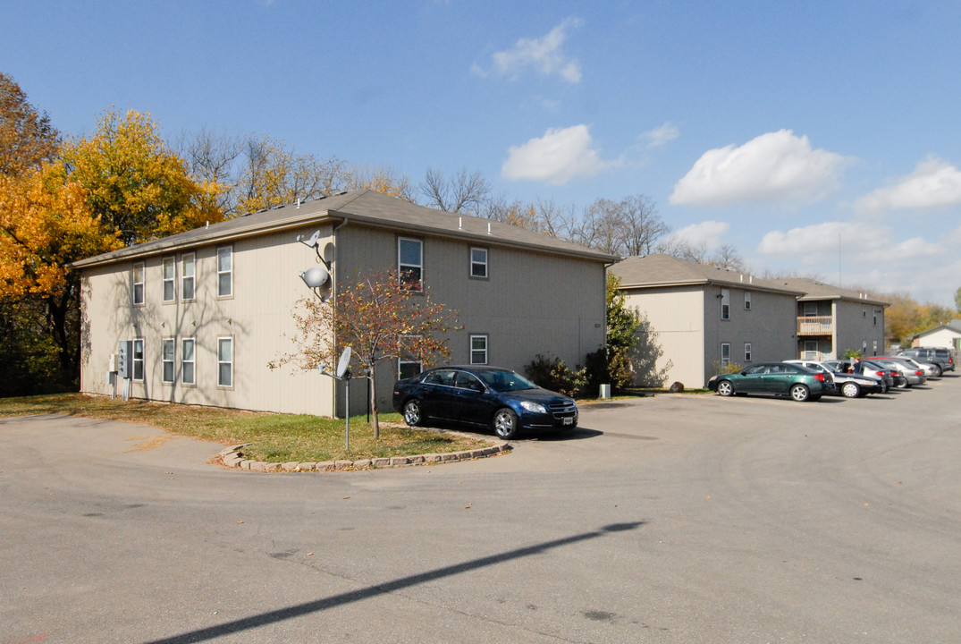 1205 SW Harvey St in Topeka, KS - Building Photo