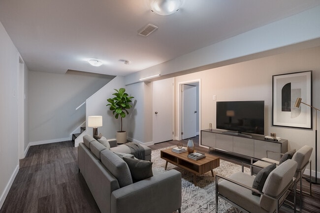 15 Millwood Crescent in Kitchener, ON - Building Photo - Building Photo