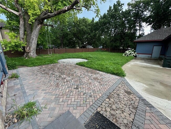 216 Litchfield Ave SE in Willmar, MN - Building Photo - Building Photo