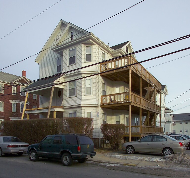 202 Osborn St in Fall River, MA - Foto de edificio