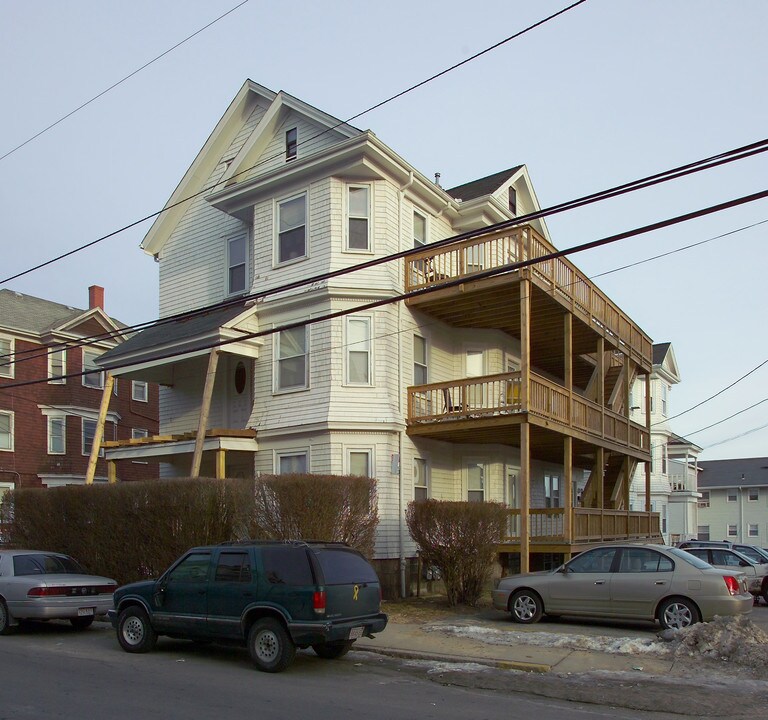 202 Osborn St in Fall River, MA - Building Photo