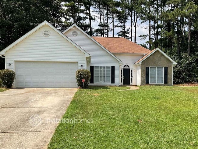property at 715 Hunters Ln