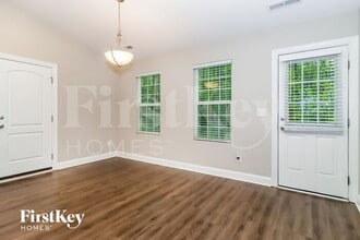 2065 Samantha Dr in Kannapolis, NC - Foto de edificio - Building Photo