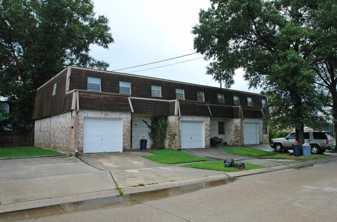 3705 Stefano St in Metairie, LA - Building Photo