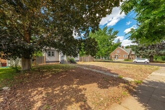 2431 N Atlantic St in Spokane, WA - Building Photo - Building Photo