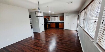 955 Verde Trails Dr in Houston, TX - Building Photo - Building Photo